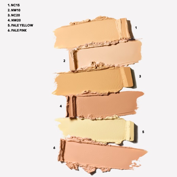 MAC Studio Fix Conceal and Correct Palette - Picture 12 of 16